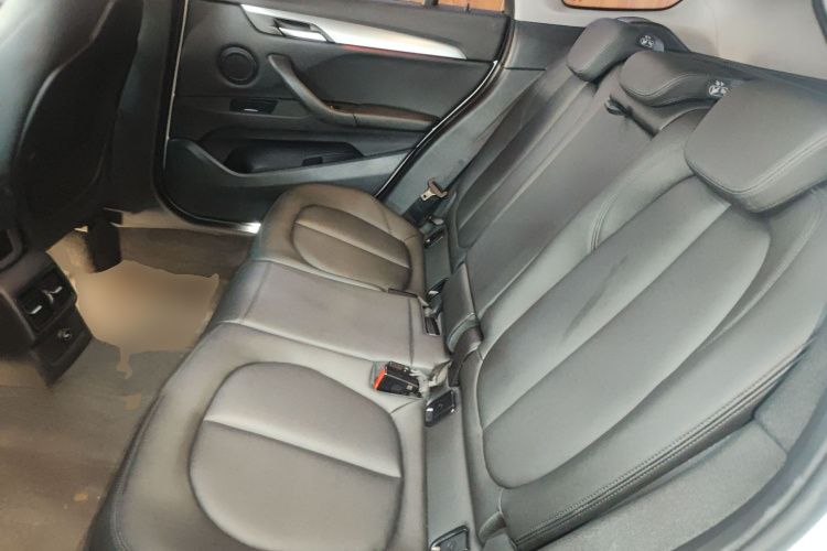 宝马X1 2018款 sDrive18Li 时尚型中控内饰21