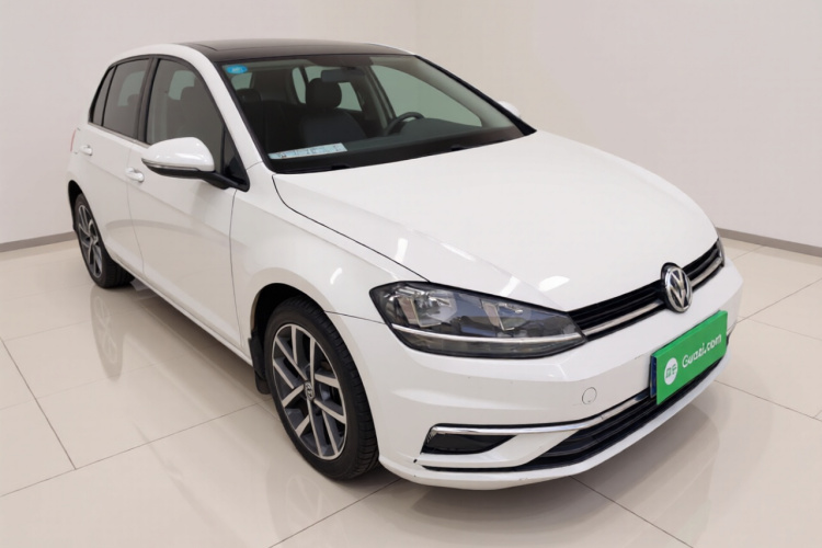 大众 高尔夫 2020款 200TSI DSG舒适进取版车身外观3