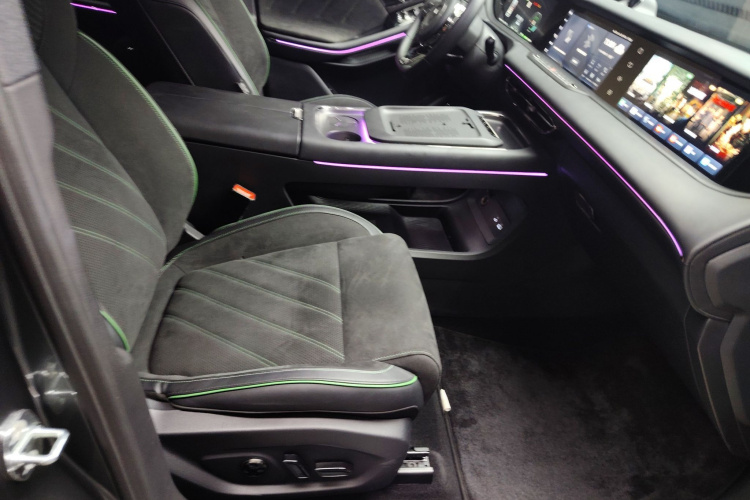 岚图汽车 岚图FREE 2025款 318 318km 后驱环游版局部细节41