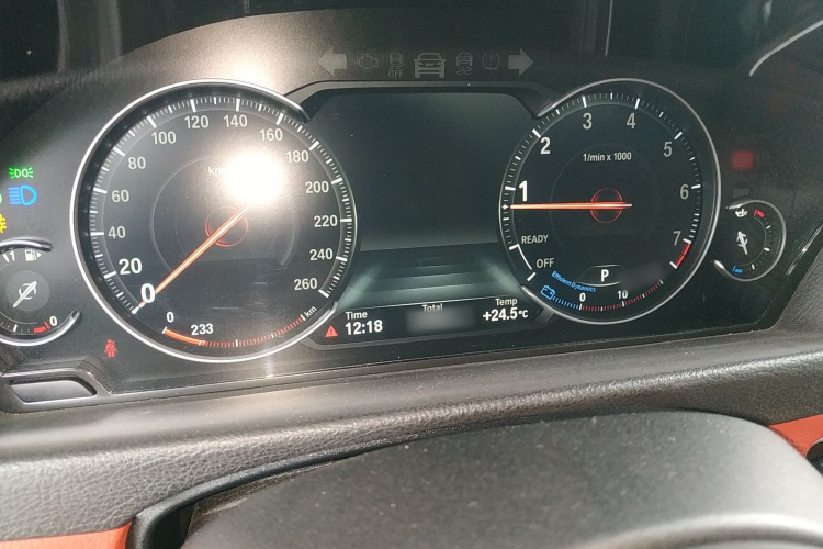 宝马4系 2019款 425i Gran Coupe M运动曜夜版局部细节14