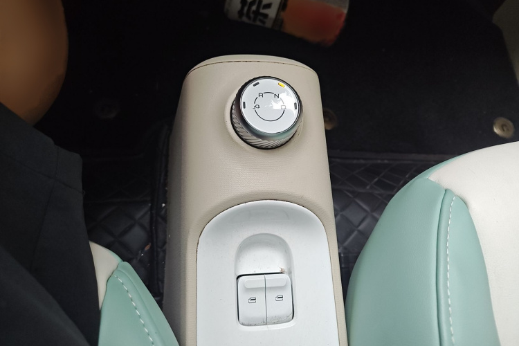 五菱汽车 宏光MINIEV 2024款 第三代 215km 进阶版局部细节18