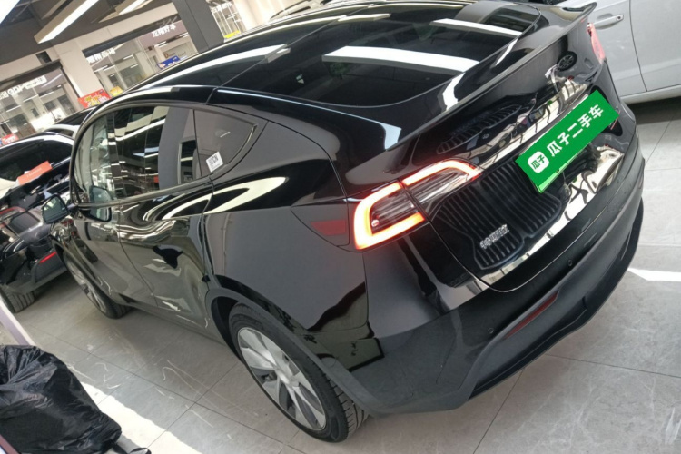 特斯拉 Model Y 2022款 后轮驱动版车身外观6003