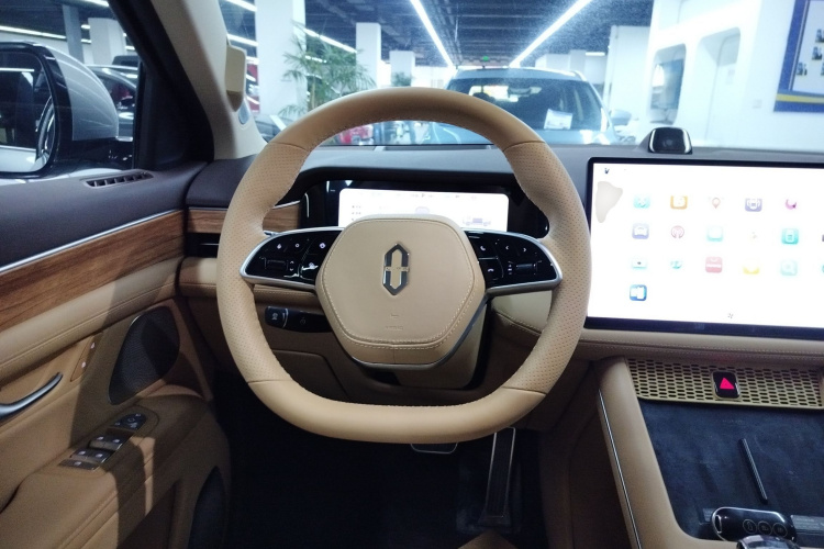 鸿蒙智行 问界M7 2024款 1.5T 后驱Plus版 5座中控内饰13