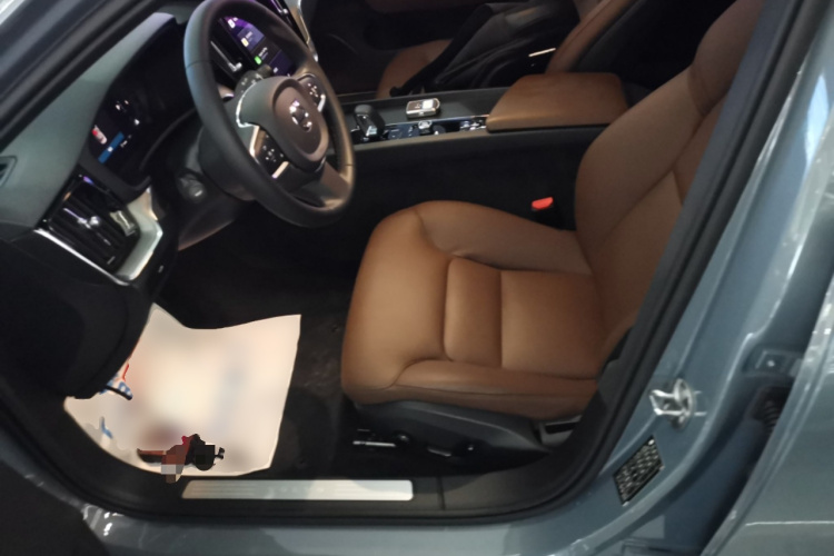 沃尔沃S60 2023款 B4 智逸豪华版中控内饰19