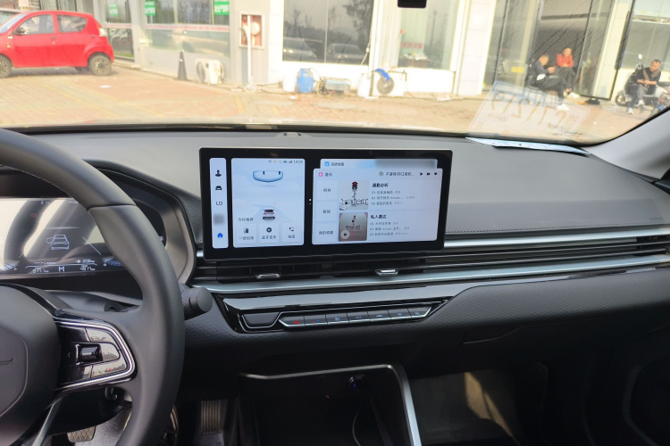 吉利汽车 帝豪 2025款 第4代 1.5L 手动龙腾版中控内饰12