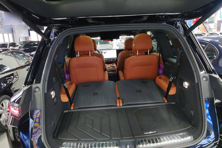 理想汽车 理想L9 2024款 Ultra局部细节23