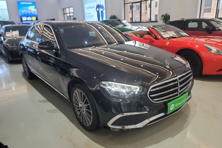 奔驰E级 2022款 E 260 L车身外观6002
