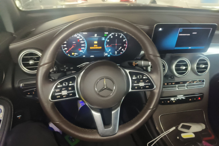奔驰GLC 2020款 GLC 300 L 4MATIC 动感型局部细节13