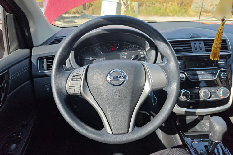 日产 骐达TIIDA 2019款 1.6L CVT酷动版 国VI局部细节13