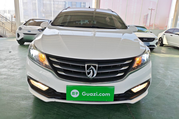 宝骏310W 2017款 1.5L 手动舒适型 国VI车身外观2