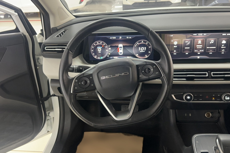 北京汽车 北京EU5 PLUS 2023款 R500 优享出行版局部细节13