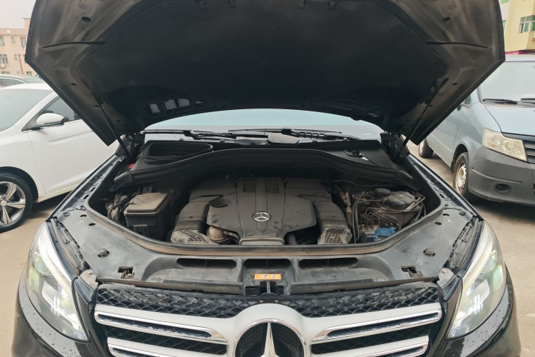 奔驰GLE 2017款 GLE 400 4MATIC机舱底盘24