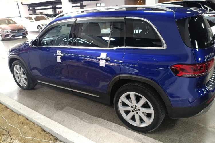 奔驰GLB 2020款 改款 GLB 200 时尚型车身外观6003