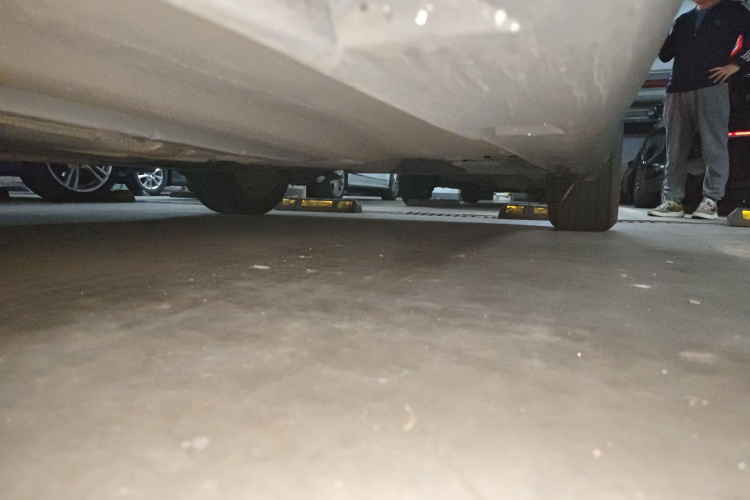 福特 福克斯 2017款 两厢 1.6L 自动舒适型智行版局部细节9004