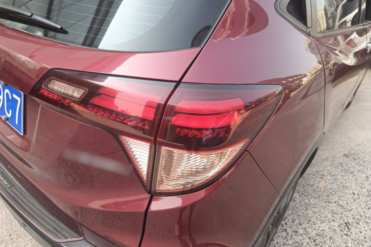 本田 缤智 2017款 1.8L CVT两驱先锋型车身外观6006