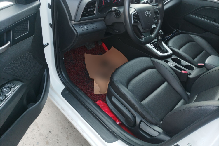 现代 领动 2020款 1.5L CVT智炫·精英型中控内饰20