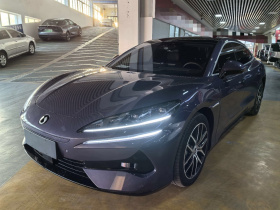 腾势Z9 2024款 1100km 四驱Max版