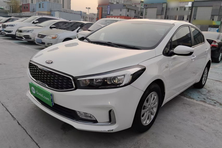 起亚K3 2016款 1.6L 手动GL车身外观1