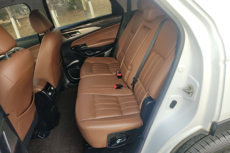 长安CS95 2017款 2.0T 四驱智劲版中控内饰7004