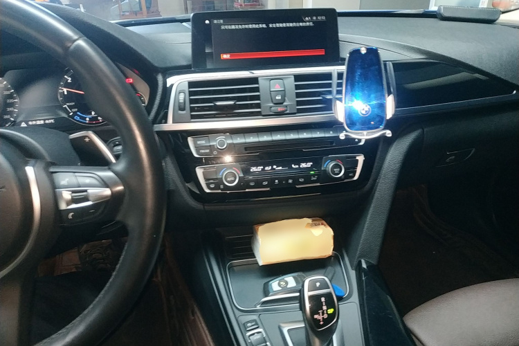 宝马3系 2019款 320Li M运动套装中控内饰7002