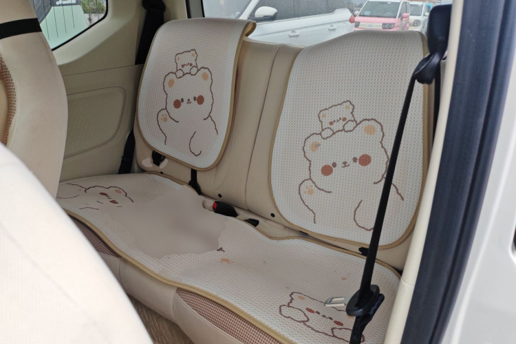 五菱汽车 宏光MINIEV 2024款 第三代 215km 进阶版中控内饰7004