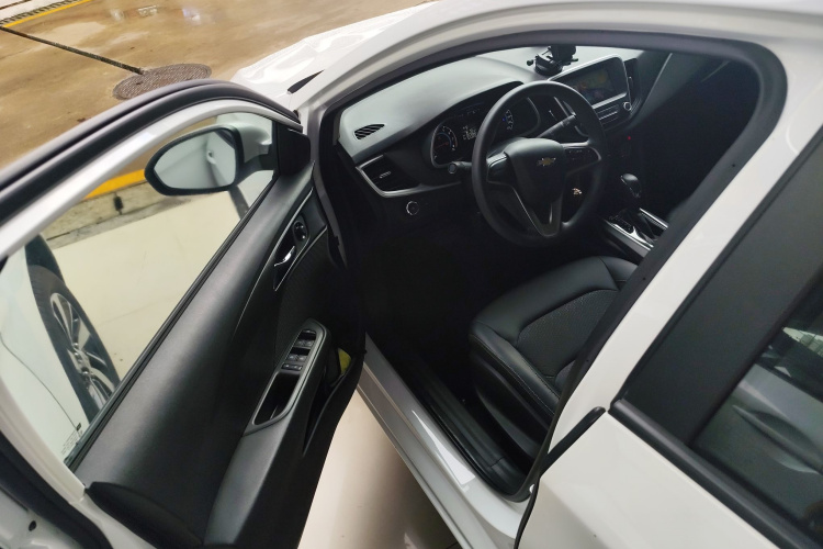 雪佛兰 科沃兹 2019款 320 自动欣悦版中控内饰20