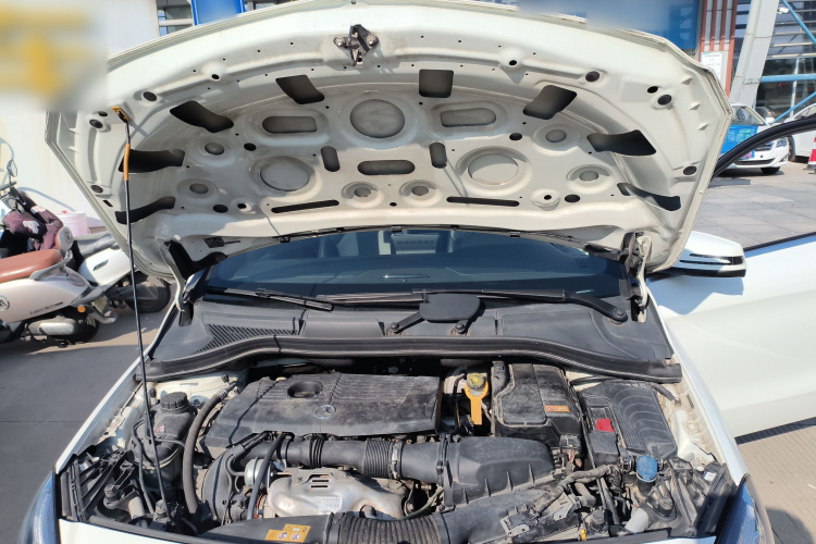 奔驰B级 2015款 B 200 时尚型局部细节24