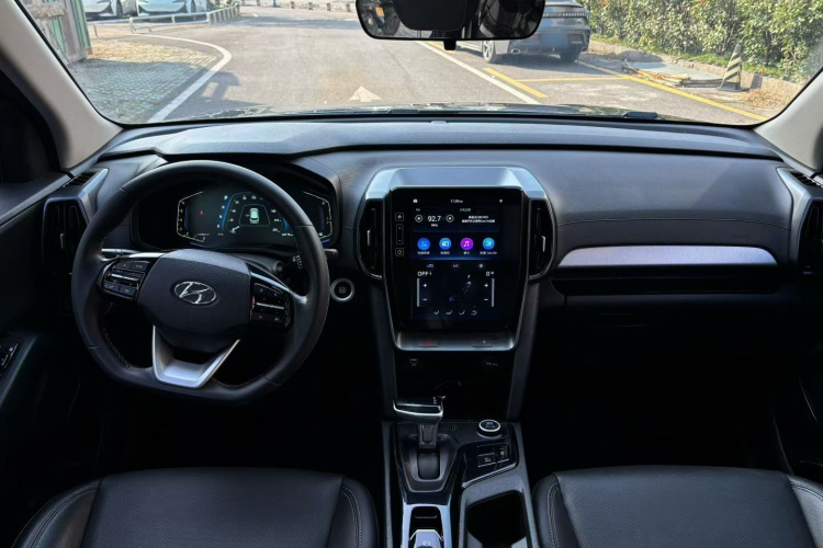 北京现代ix35 2021款 2.0L 自动两驱GLS领先版中控内饰7004