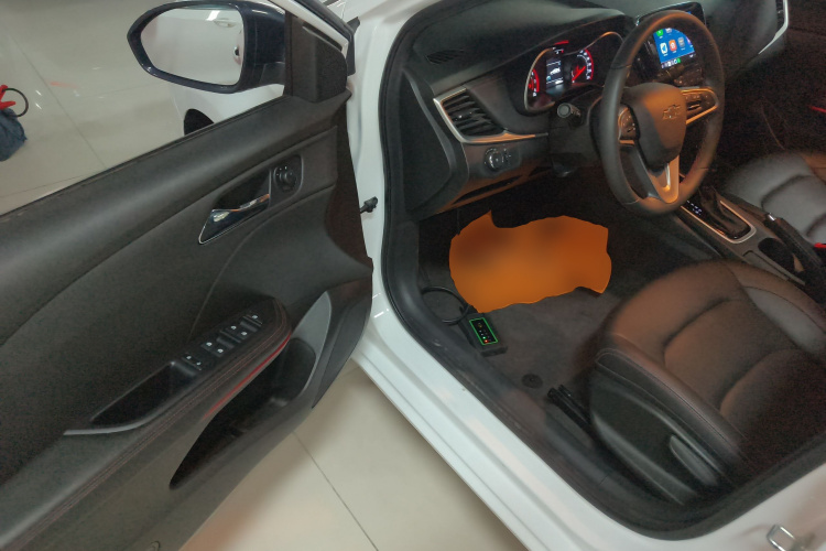 雪佛兰 科鲁泽 2022款 轻混 RS 330T 自动畅快版中控内饰7003