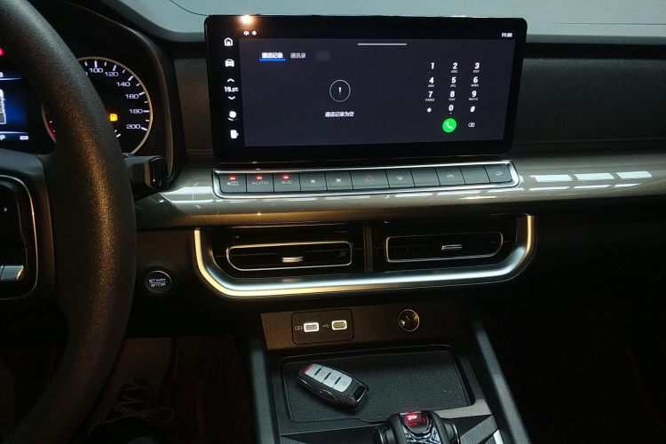 长城 炮 2023款 2.0T商用版自动柴油两驱精英型长箱GW4D20M局部细节16