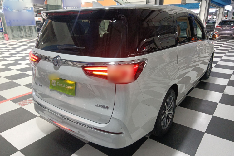 别克GL8 2022款 ES陆尊 653T 尊享型车身外观7