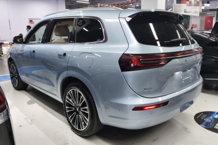 鸿蒙智行 问界M7 2024款 1.5T 后驱Plus版 5座车身外观6003