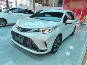 丰田 格瑞维亚 2022款 2.5L混动 旗舰版