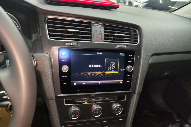 大众 高尔夫(进口) 2019款 1.8TSI 旅行版局部细节16