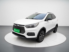 比亚迪 元新能源 2018款 EV360 智联炫酷型