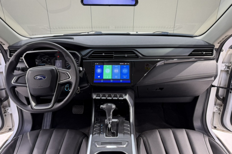 福特 2020款 领界S EcoBoost 145 CVT精领型中控内饰7004