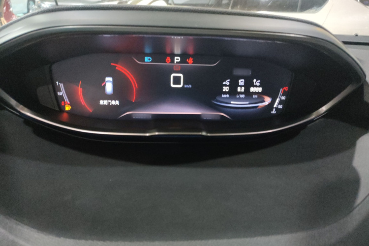 标致4008 2017款 380THP 精英版中控内饰14