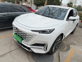 长安UNI-K 2023款 2.0T 两驱悦领型
