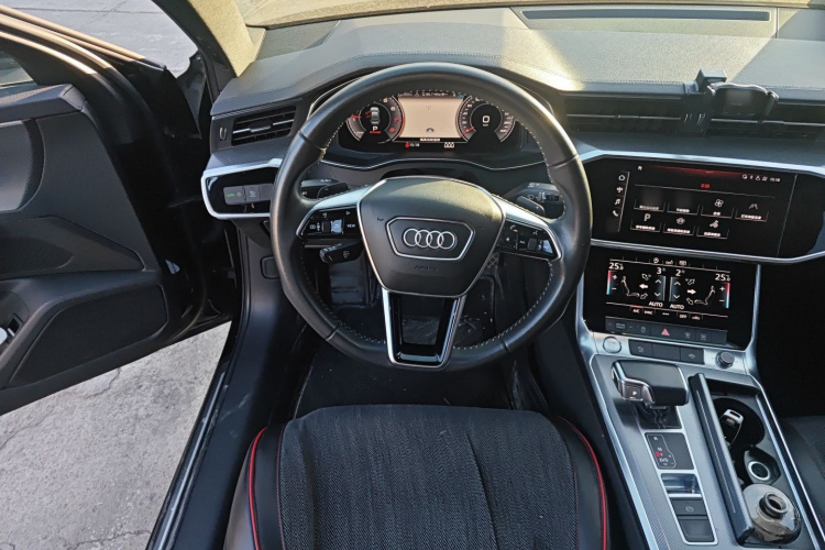奥迪A6L 2019款 45 TFSI quattro 臻选动感型中控内饰13