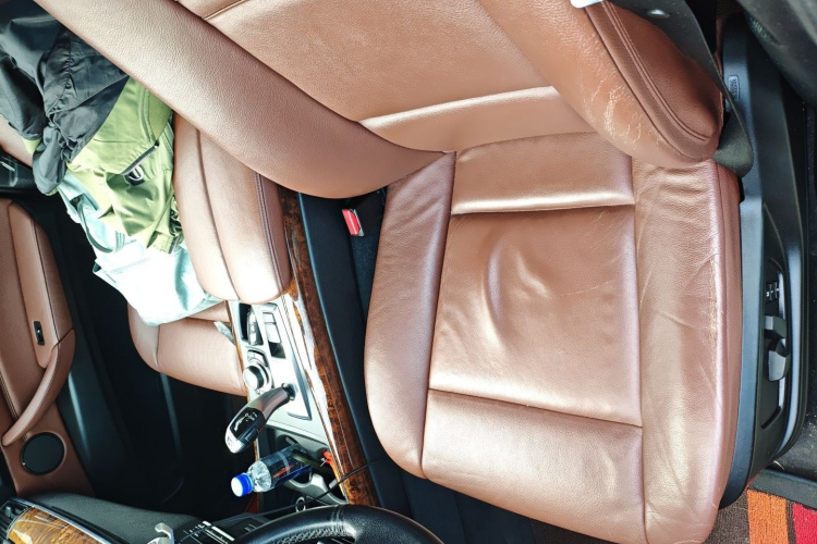 宝马X5(进口) 2013款 xDrive35i 领先型局部细节19