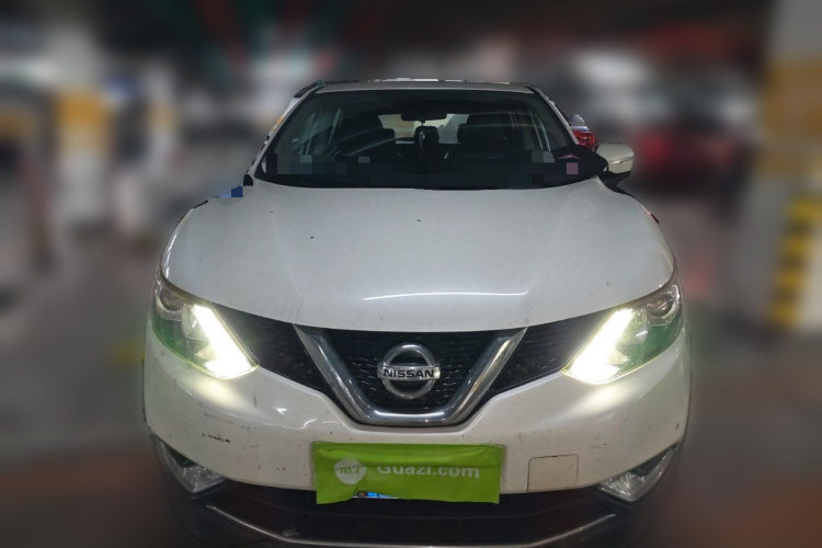 日产 逍客 2016款 2.0L CVT精英版车身外观2