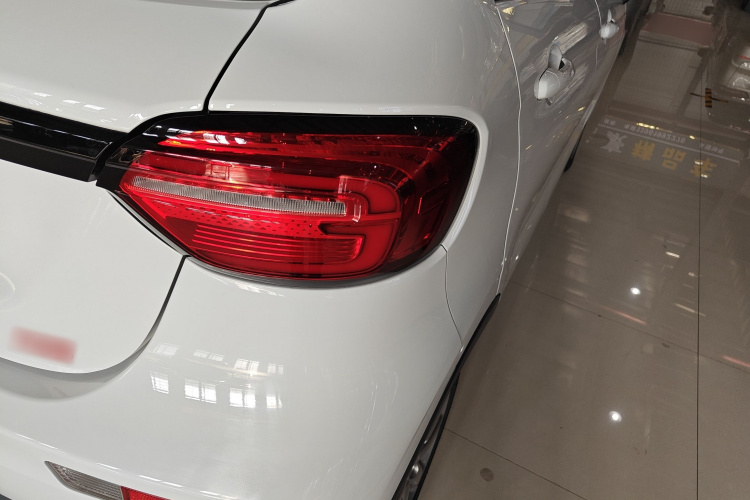 零跑汽车 零跑T03 2022款 皓玉版车身外观9