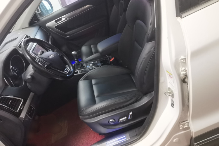 哈弗H6 Coupe 2015款 蓝标 2.0T 手动两驱精英型中控内饰19