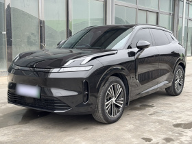 领克08 EM-P 2025款 120km 长续航Halo