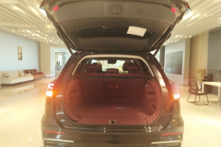 红旗HS5 2025款 2.0T 四驱旗享Pro版局部细节23