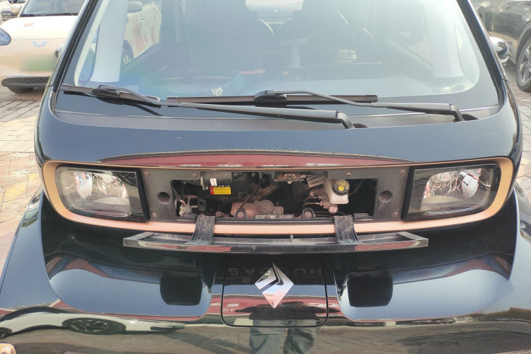 宝骏KiWi EV 2021款 设计师 三元锂机舱底盘24