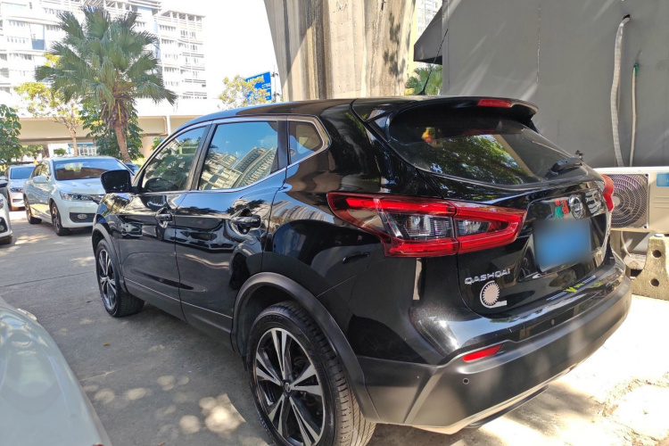 日产 逍客 2021款 2.0L CVT豪华版车身外观6003