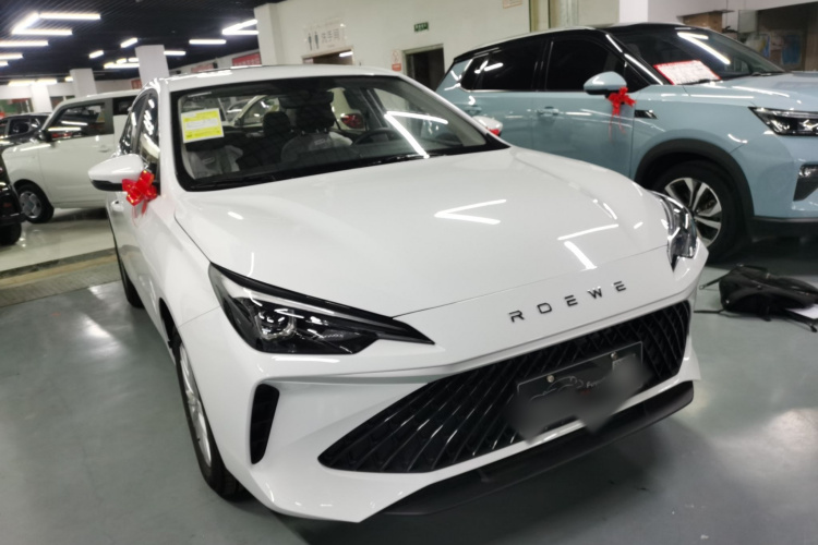 荣威i5 2026款 1.5L CVT豪华版车身外观3