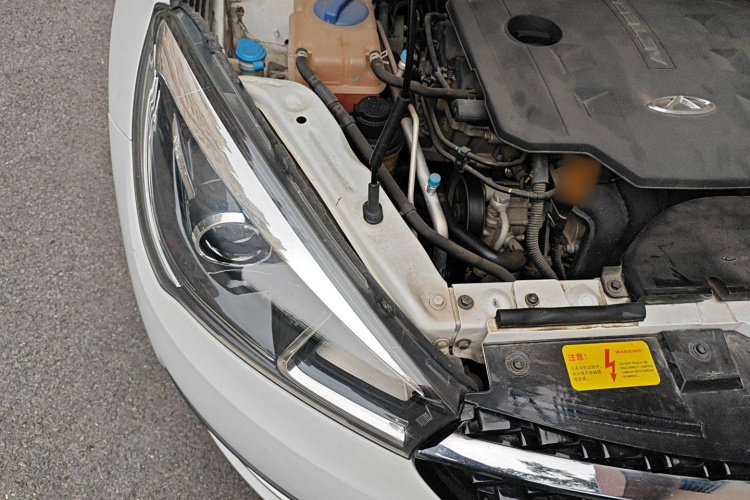 奇瑞 艾瑞泽5 2016款 1.5L CVT领潮版局部细节9006