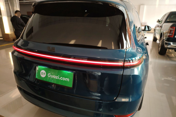 理想汽车 理想L9 2022款 Max车身外观6